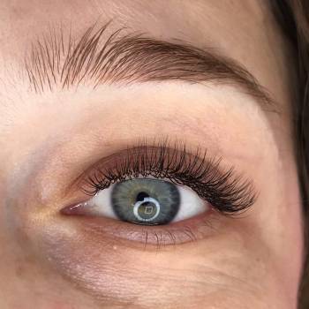 Ника Белоброва , Вишневе Фото - 6