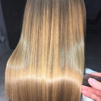 Кератинове випрямлення волосся
                    Парикмахер Юлия Киев