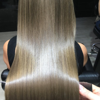 Кератинове випрямлення волосся
                    Парикмахер Юлия Киев