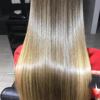 Кератинове випрямлення волосся
                    Парикмахер Юлия Киев