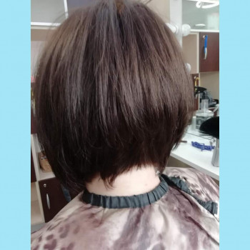 Стрижка женская
                    Перукар Лилия Одеса