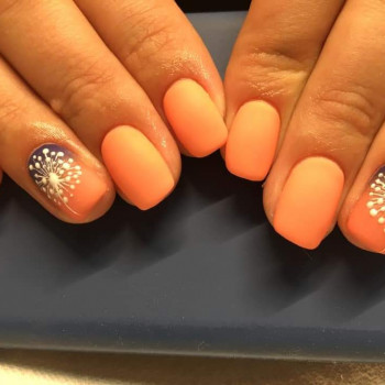 Маникюр с рисунком омбре градиент, фото - Салон красоты Акцент