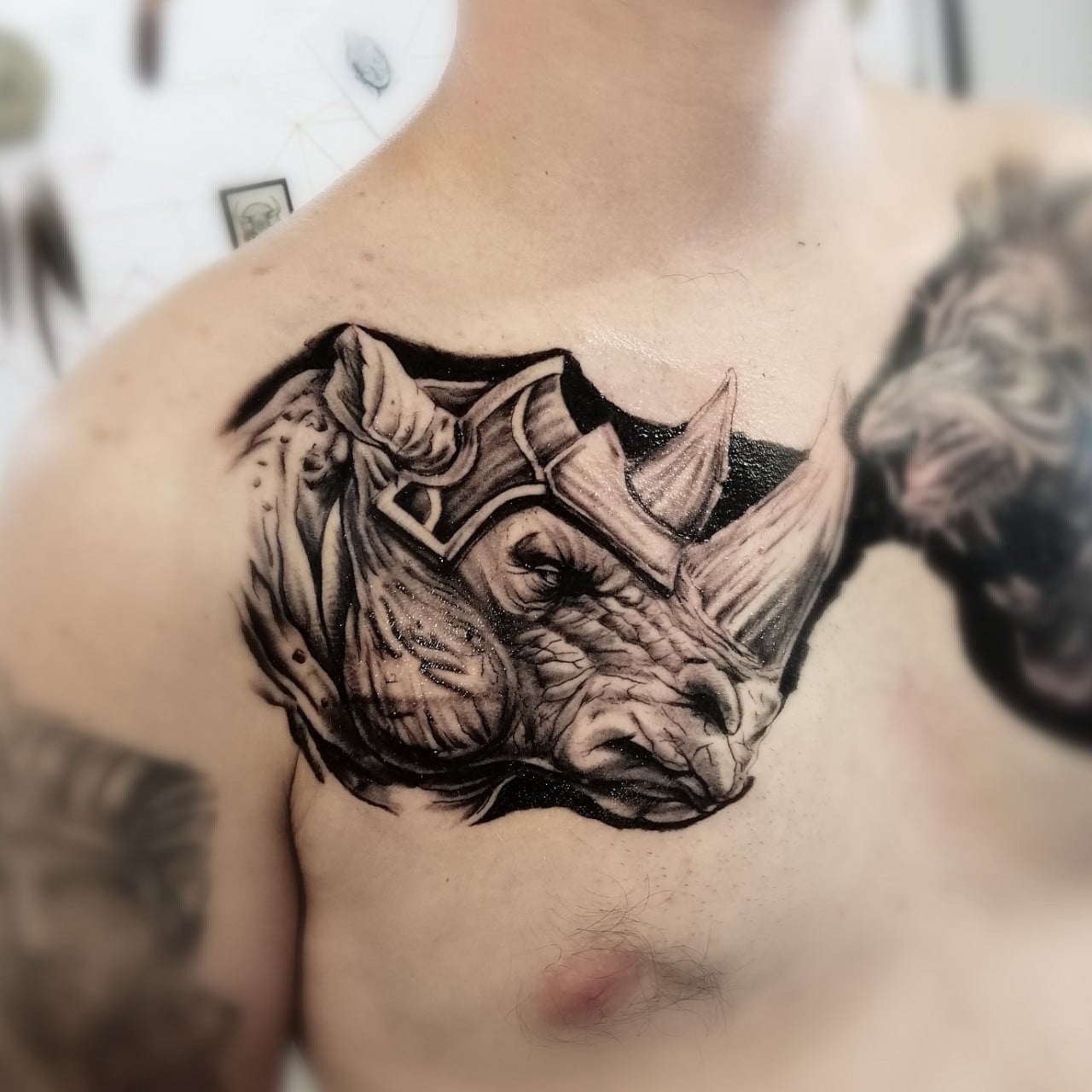 Мужские реализм черно-белые, фото - Тату салон HouseInk Tattoo Studio