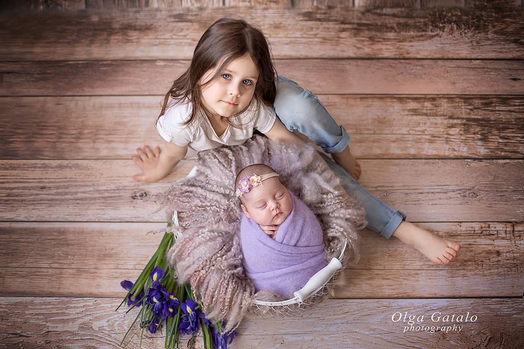 Сімейна фотосесія новонароджених у студії, фото - Фотограф Ольга Гатало