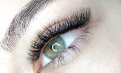 Нарощування вій - об'єми від 1D до 12D / фарбування вій Салон красоты Le Charm Киев