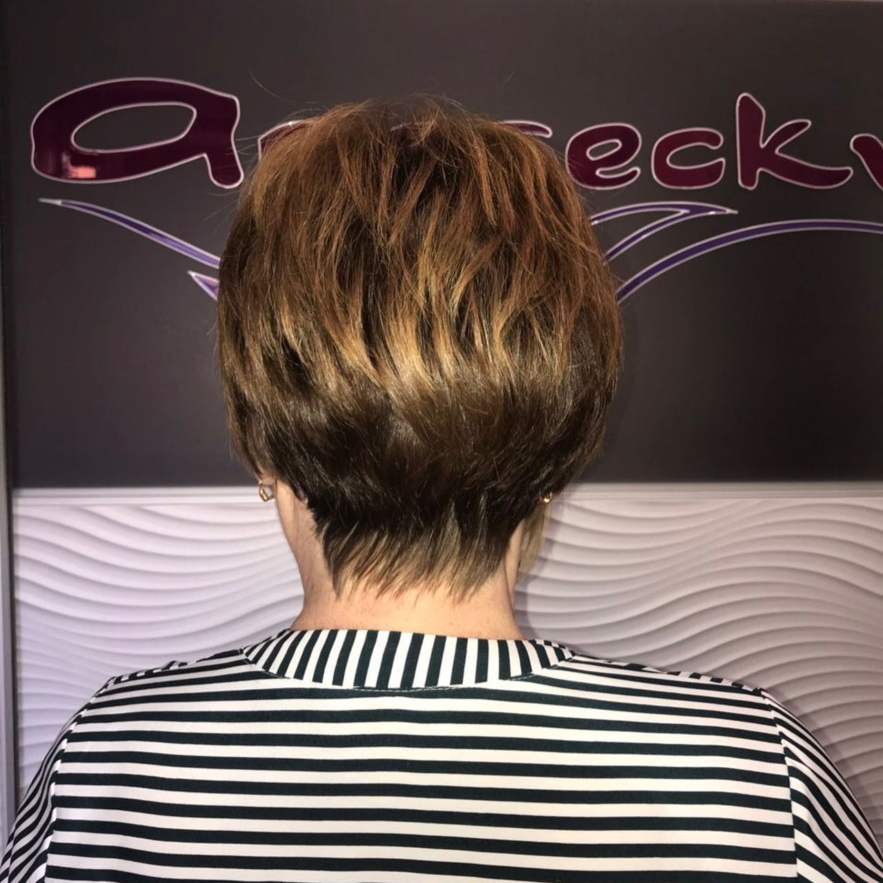 Стрижка пикси боб женская на короткие волосы, фото - Студия красоты Арабески