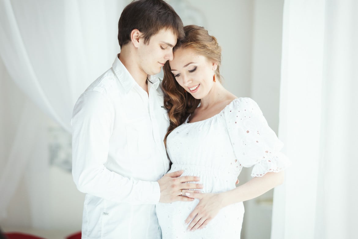 Фотосесія вагітності у студії пари, фото -  Андрей Кудин