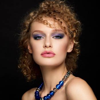 Стильная накрутка и модный макияж от Вики Писаренко