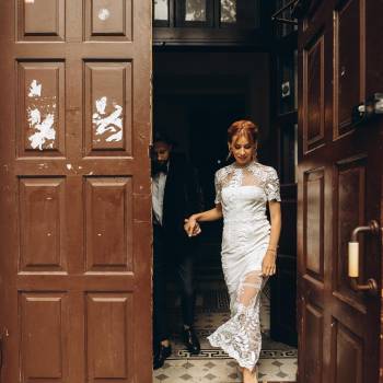 весільна фотосесія, фотосесія біля дверей