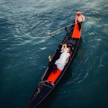 весільна фотосесія, фотосесія у човні