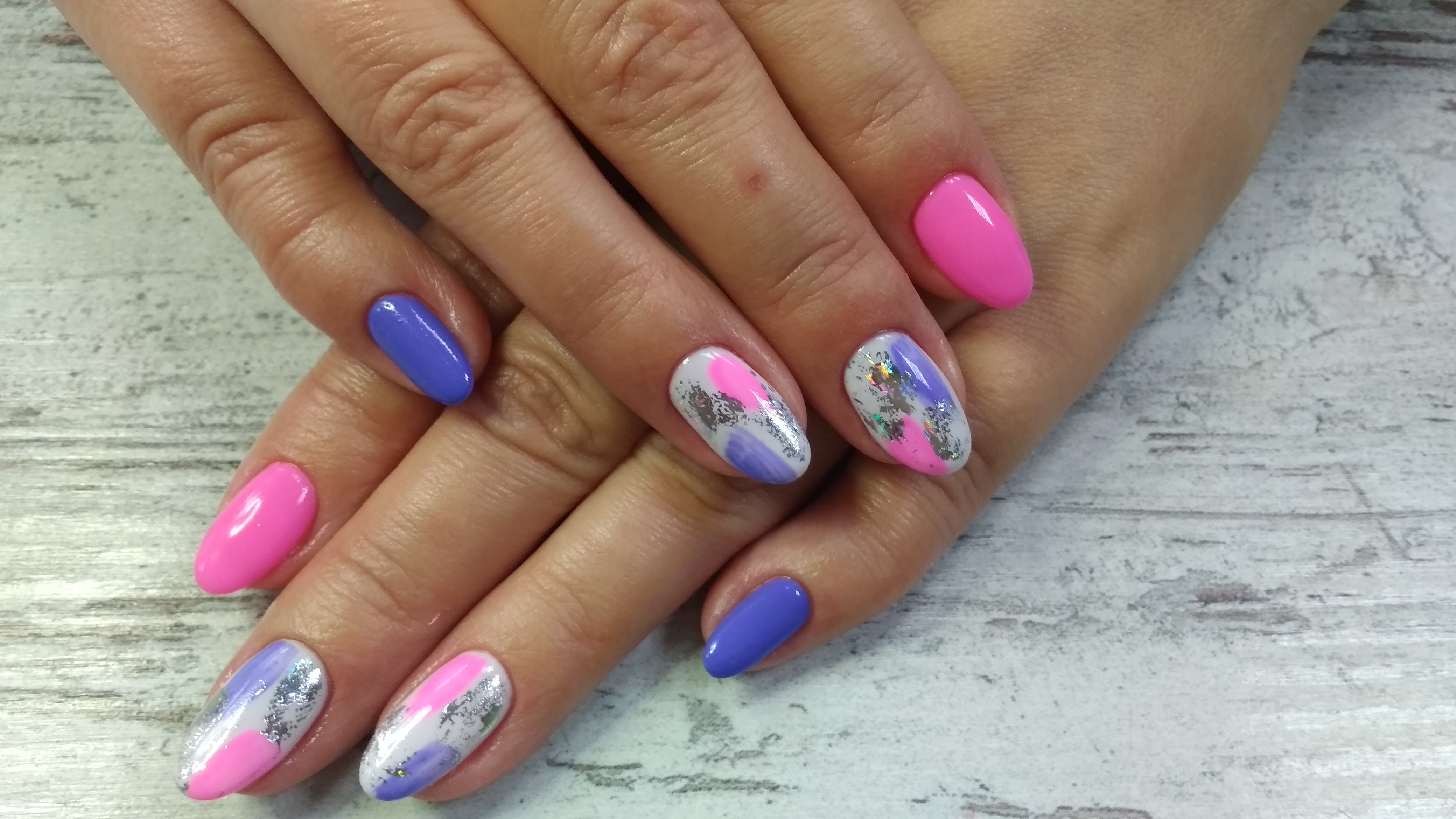 Разноцветный маникюр цветной стильный, фото - Мастер маникюра Анна Калугина
