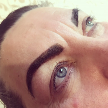 Архитектора бровей
                    Косметолог Оксана Оринник Харьков