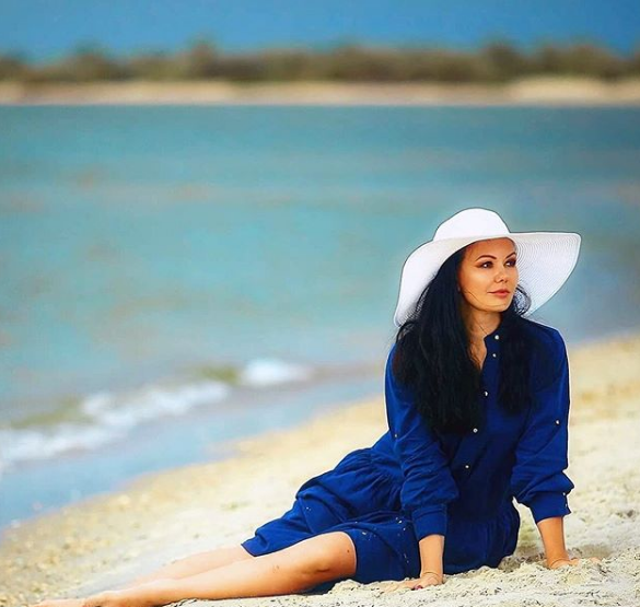 Фотосесія на пляжі літня жіночна, фото -  Оксана Соколова