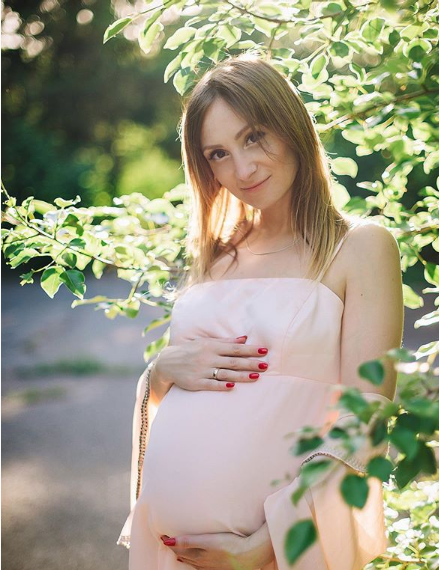 Фотосесія вагітності на природі ніжна, фото - Фотограф Катерина Бронникова