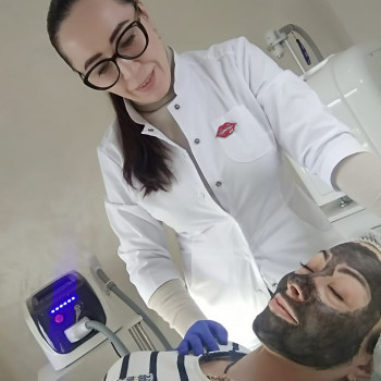 Карбоновый пилинг (лазерный)
                    Косметолог-эстетист Алена Киев