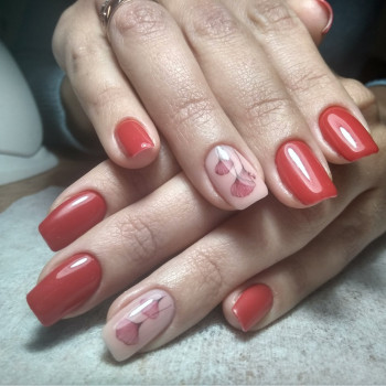 Маникюр со снятием и покрытием
                    Майстер манікюру Анна Запоріжжя