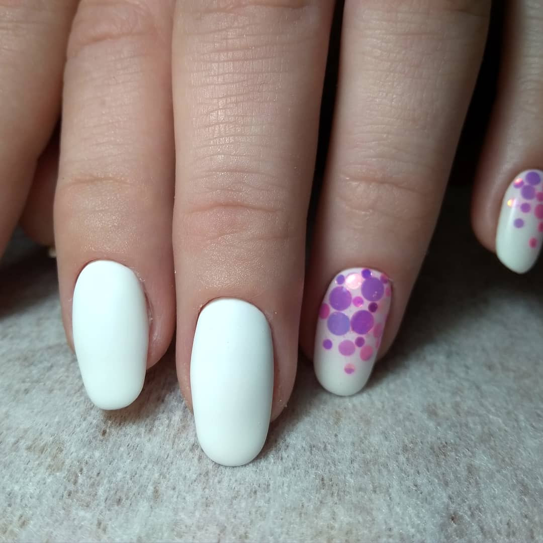 Білий манікюр зима на овальні нігті, фото - Майстер манікюру Анна Поліщук