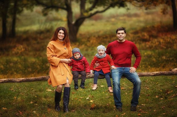 Осіння фотосесія сімейна на природі, фото - Фотограф Алёна Алисова