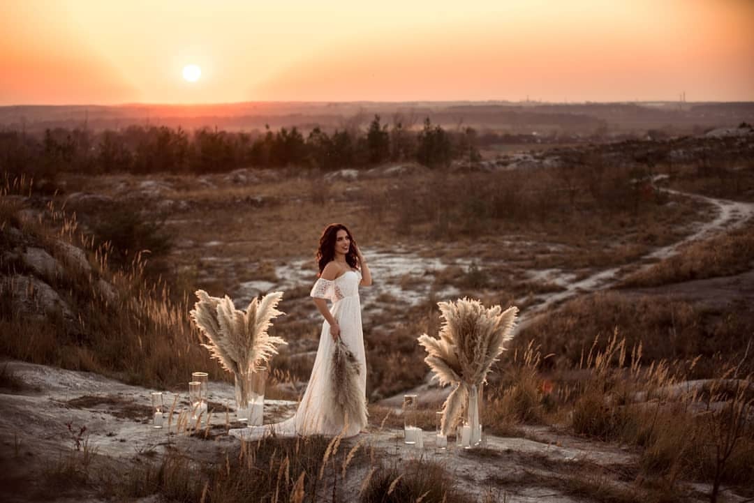 Фотосессия в поле свадебная с букетом, фото - Фотограф Анна Андріюк