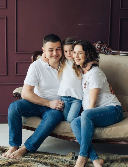 Сімейна фотосесія у студії дитяча, фото - Фотограф Виталий Финковяк