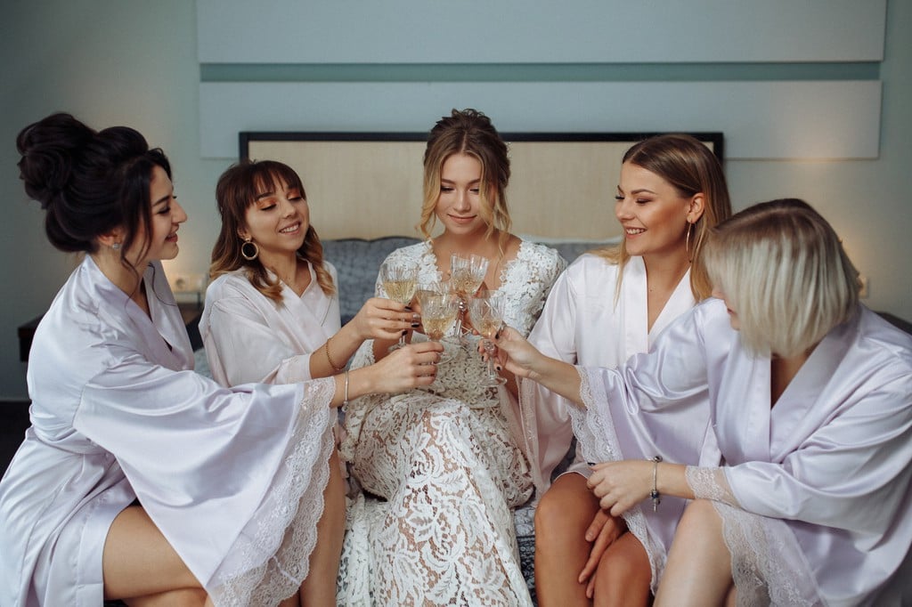Весільна фотосесія на дівич-вечір з друзями, фото - Фотограф Петр Пушкин