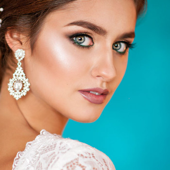 Свадебный образ для невест
                    Перукар-візажист Екатерина Наточина Одеса