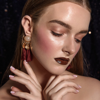 Образ на выпускной вечер
                    Парикмахер-визажист Екатерина Наточина Одесса