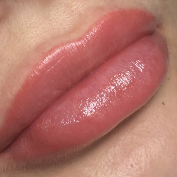 Перманентний макіяж губ
                    Мастер перманентного макияжа Эва Одесса