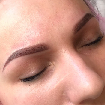 Перманентний макіяж брів