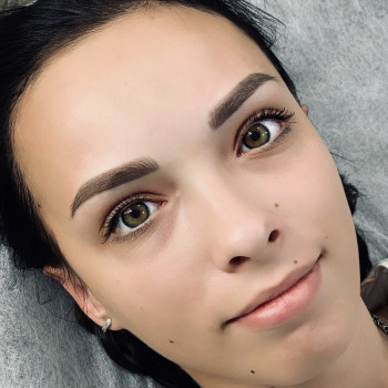 Перманентний макіяж брів
                    Майстер перманентного макіяжу Эва Одеса