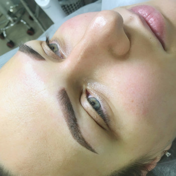 Перманентний макіяж брів
                    Майстер перманентного макіяжу Эва Одеса