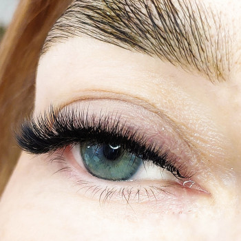 Наращивание ресниц
                    Лешмейкер Анастасия Кривой Рог