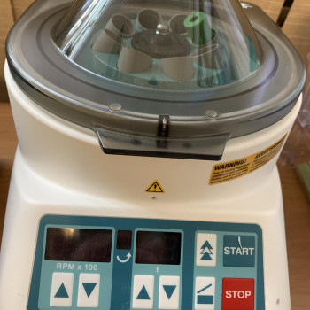 Плазмолифтинг волос
                    Косметологический центр Косметология Наталии Вишникиной Киев