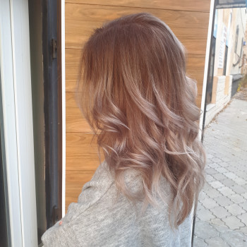 Мелірування, фарбування волосся. Сложное окрашивание волос
                    Перукар Юлия Кривий Ріг