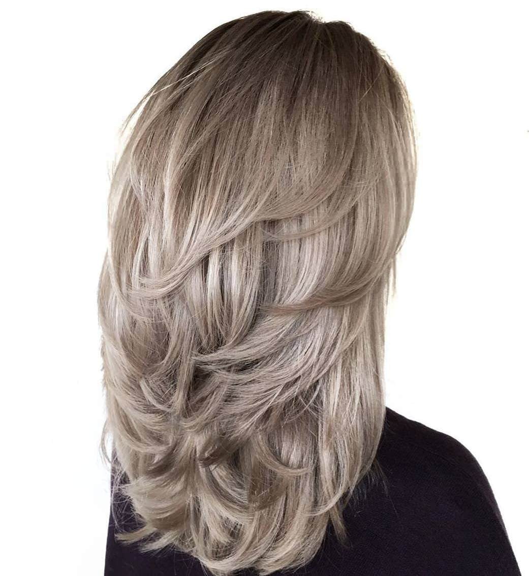 Стрижка каскад на довге волосся багатошарова, фото - Студія краси Slavichair
