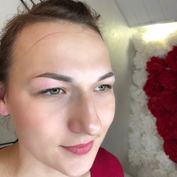 Перманентный макияж бровей
                    Мастер перманентного макияжа Арина Бу Запорожье