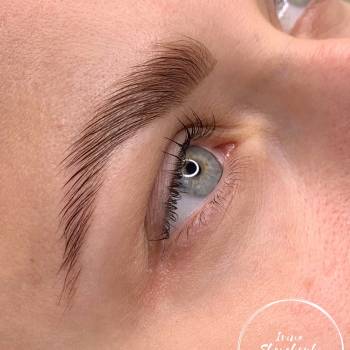 Ламинирование ресничек и долговременная укладка бровей????