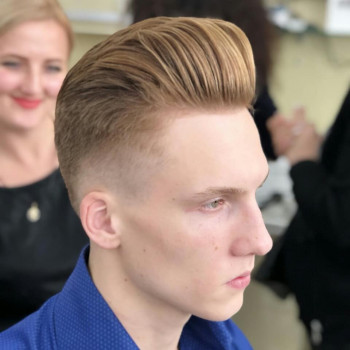 Стрижка мужская
                    Парикмахер Римма Харьков