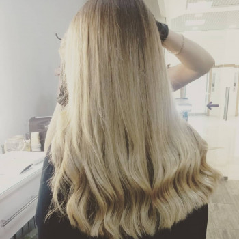 Сложное окрашивание волос
                    Парикмахер Римма Харьков