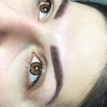 Микроблейдинг
                    Майстер перманентного макіяжу Лидия Київ