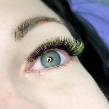 Наращивание ресниц
                    Лешмейкер Камила Дніпро