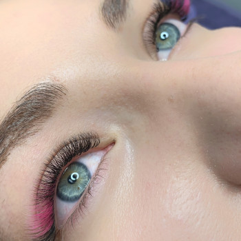 Наращивание ресниц
                    Лешмейкер Камила Дніпро