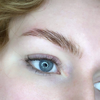 Долговременная укладка бровей
                    Косметолог-эстетист Ольга Одесса