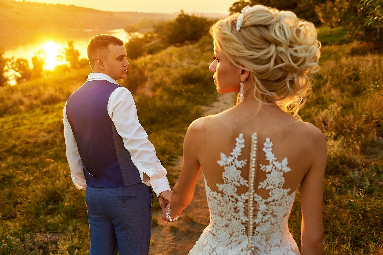 Свадебная фотосессия на закате, фото - Фотограф Алеся Кашталинчук