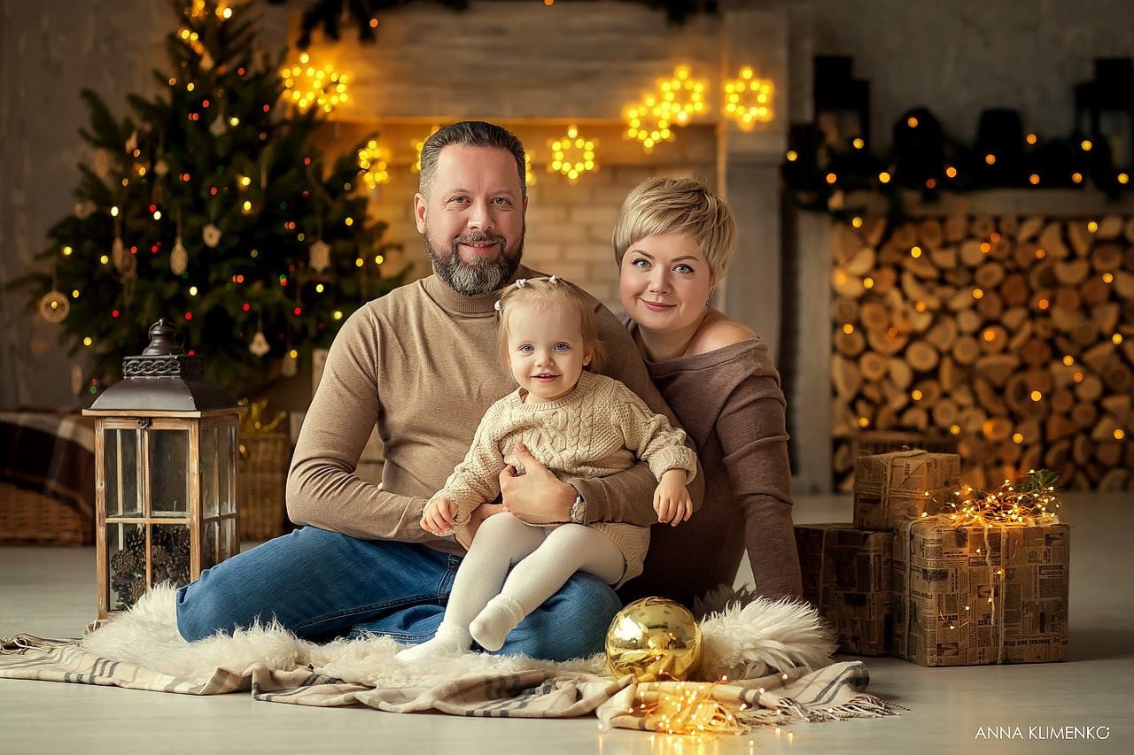 Новорічна фотосесія сімейна у студії, фото - Фотограф Анна Клименко