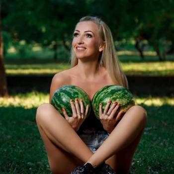 фотосесія з кавуном, літня фотосесія