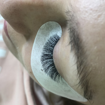Наращивание ресниц 3D
                    Салон красоты GOODLASHES Киев