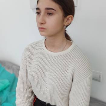 Коррекция воском и окрашивание бровей хной BrowXenna