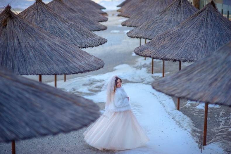 Зимова фотосесія весільна на пляжі, фото - Фотограф Яна Мацак