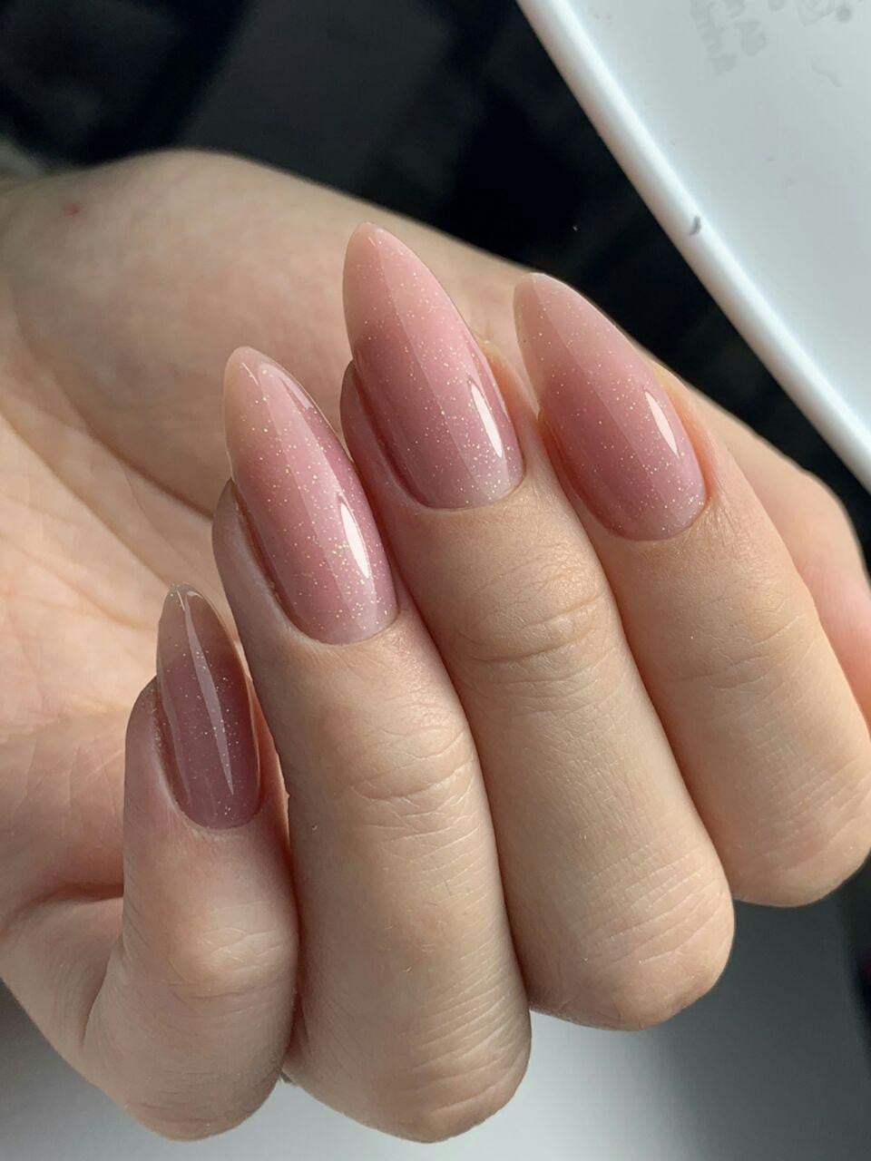 Наращивание ногтей, фото -  Adrian Beauty Salon